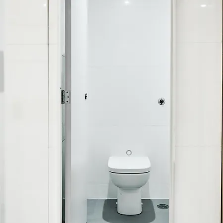 Hotel Capsule *